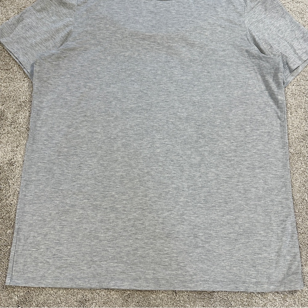 Lululemon Men’s 5 Year Basic Tee *Updated Fit in Heathered Core Medium Grey L - Picture 6 of 11